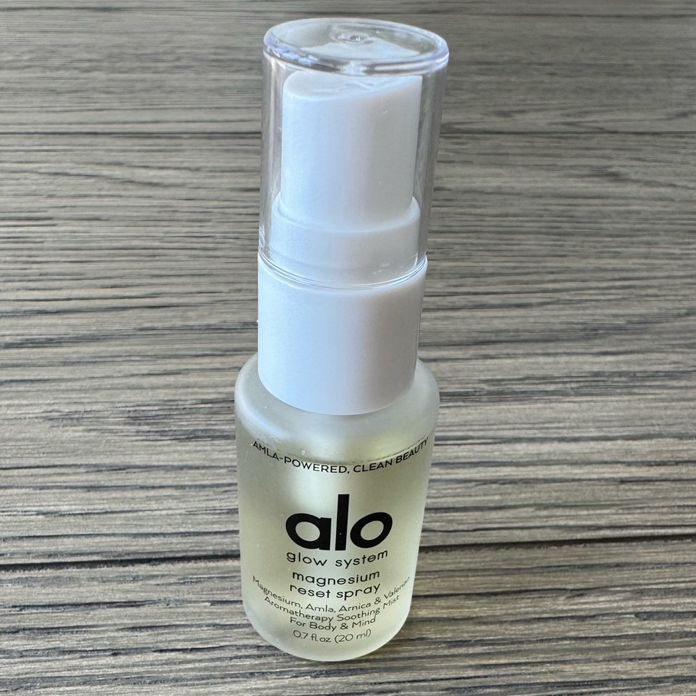 NEW 🙌🏼 Alo Glow System Magnesium Reset Spray - Picture 4 of 4